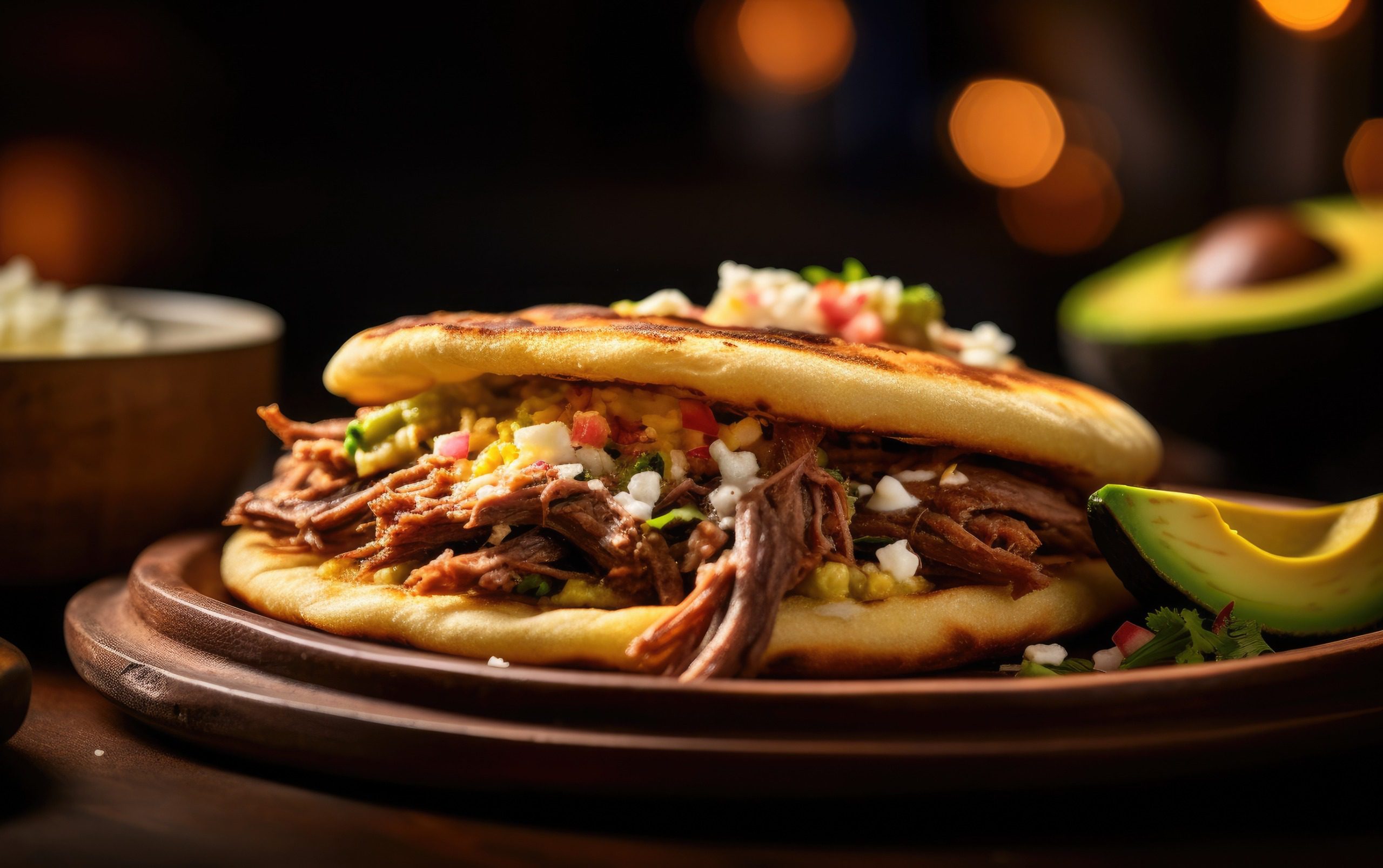 Arepas Casa Blanca - Descubre el sabor auténtico de Colombia | RELLENO DE CARNE DESMECHADA O ROPA VIEJA.